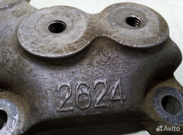 Кронштейн опоры двигателя Chevrolet Cobalt T250