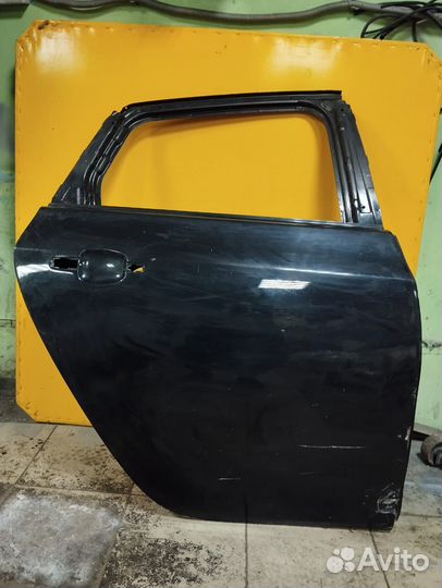 Дверь правая opel astra j