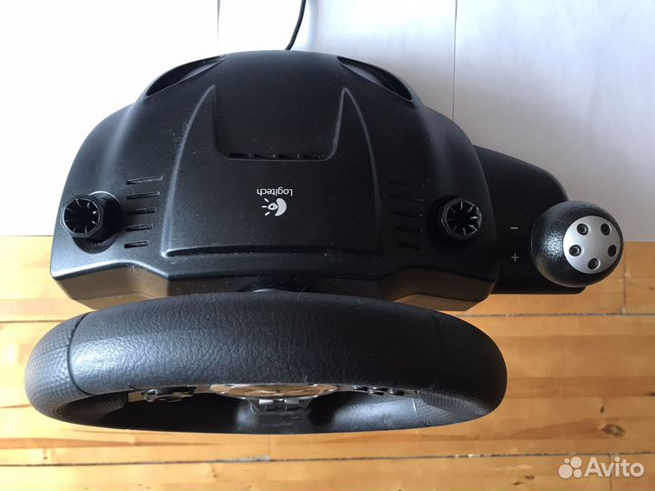Игровой руль Logitech Driving Force Pro