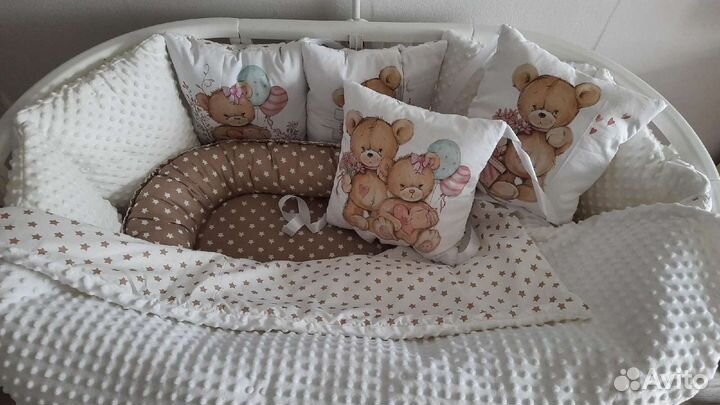 Комплект бортиков в детскую кровать