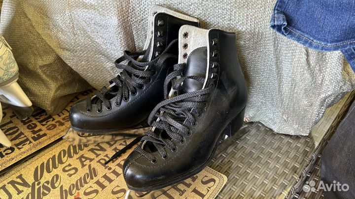 Коньки для фигурного катания wifa