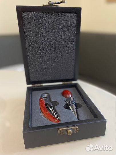 Подарок для для мужчин (штопор, пробка)