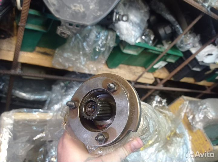 Распредвал впускной для BMW 5-serie E60/E61