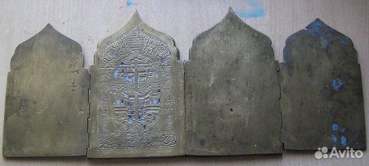 Старинный меднолитой складень