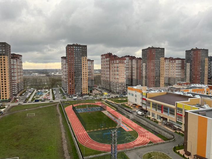 3-к. квартира, 98 м², 13/22 эт.