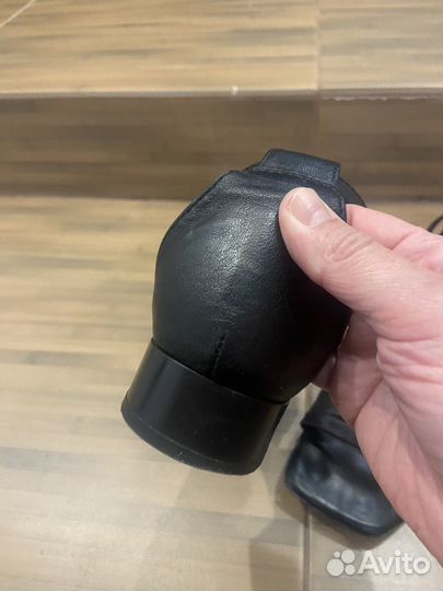 Босоножки tamaris кожа 38