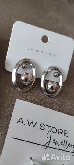 Объемные серьги