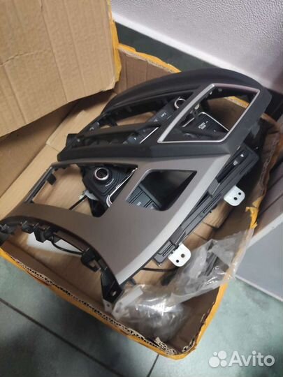 Штатное головное устройство Hyundai h1 2019