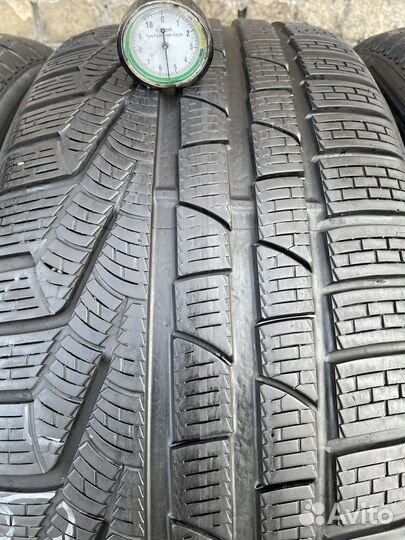 Pirelli Winter Sottozero 240 Serie II 255/45 R19