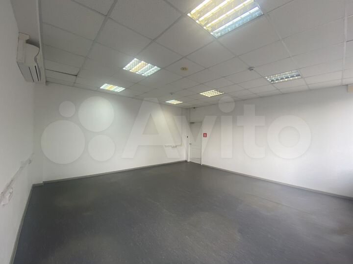 Офис, 30-35 м² выбор по схеме 3 и 6 этаж