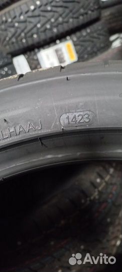 Westlake Zuper Eco Z-107 265/35 R18 97W