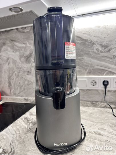 Соковыжималка шнековая hurom-h200