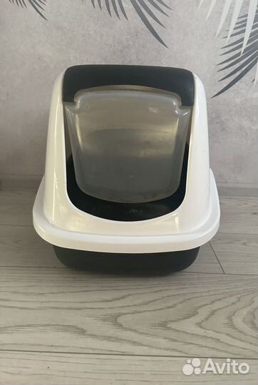 Закрытый туалет для кошек