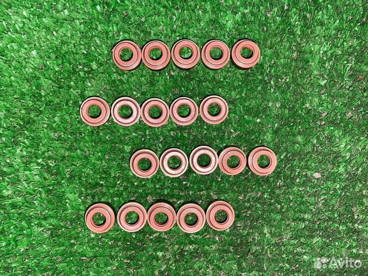 Маслосъемные колпачки Mercedes-Benz E-Class W210