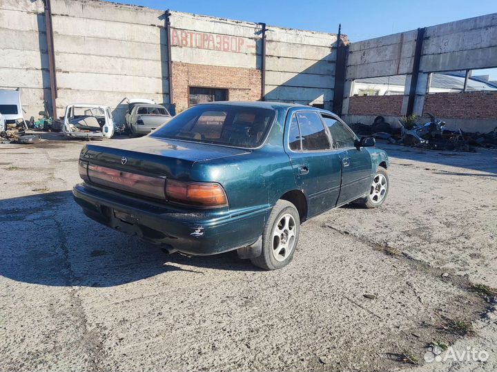 Тойота карина по запчастям