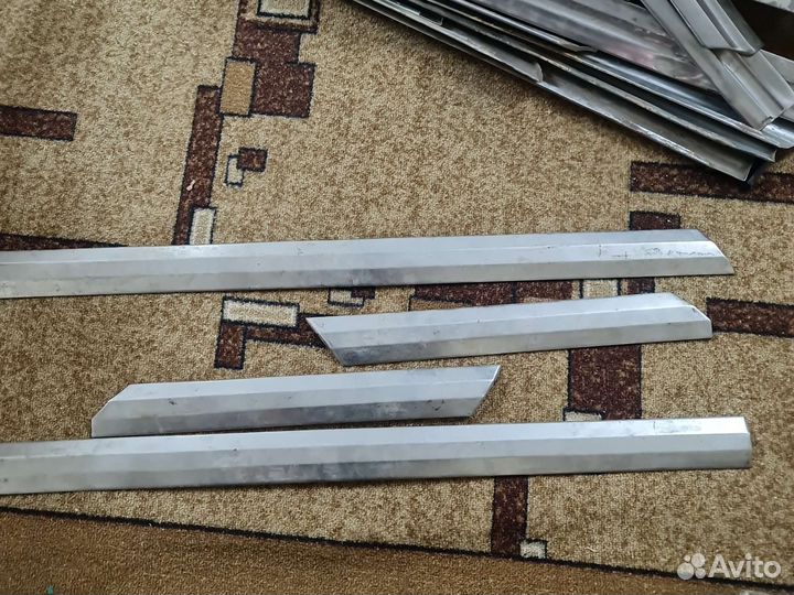 Нижние молдинги газ 21 1 - 2 серия