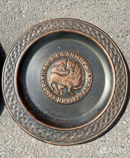 Дикорны тарелки «Мифы и Дмитриевский собор»