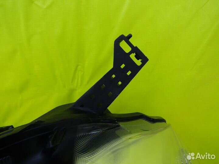 Фара правая Toyota Prado 150 13-17г 100892