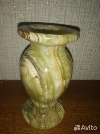 Вазы для цветов хрусталь, керамика, камень, стекло