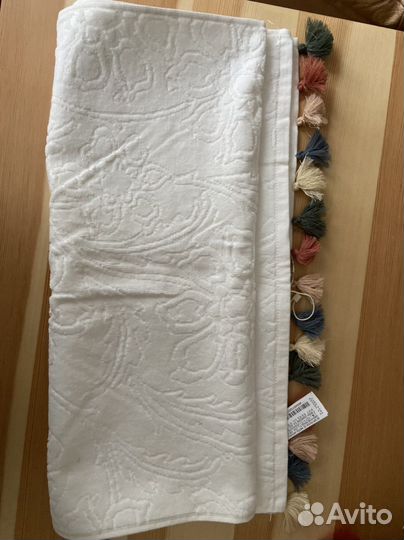 Белое полотенце с кисточками Zara Home 50*90