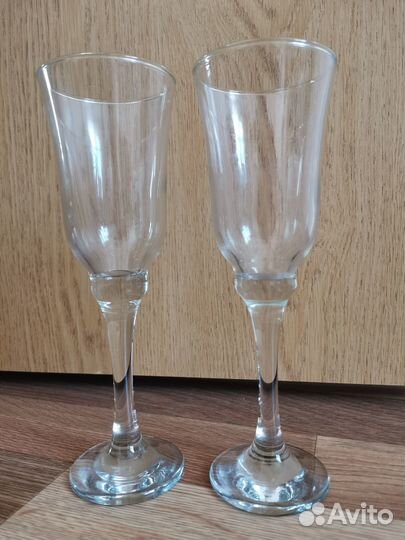 Фужеры, бокалы, стаканы, рюмки