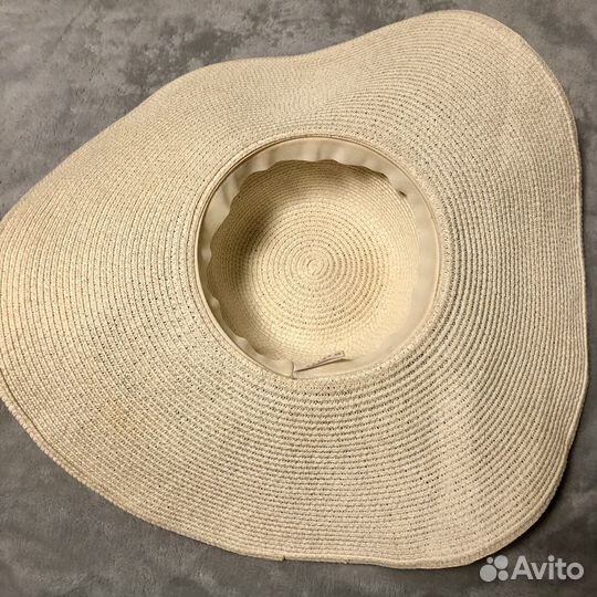 Шляпа женская с большими полями