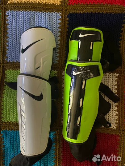 Щитки футбольные Nike