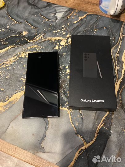 Samsung Galaxy S24 Ultra, 12/512 ГБ