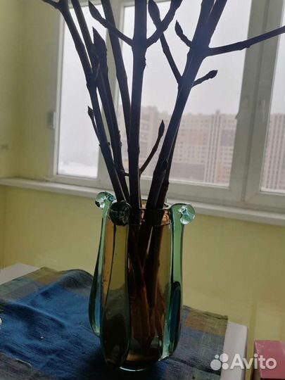 Ваза Апрель