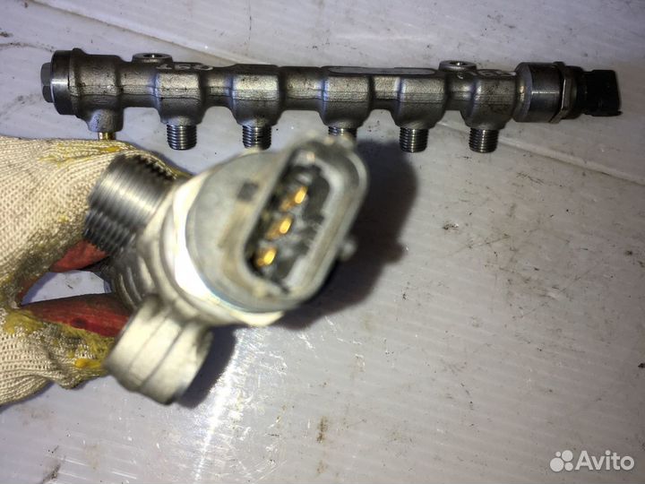 Топливная Рампа Renault 2.2DCI / 2.5DCI