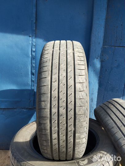 Летняя резина 215 65 r16 б/у
