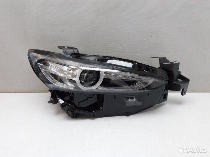 Фара правая Mazda Mazda6