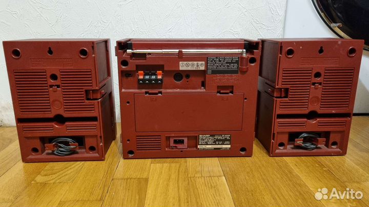 Кассетный магнитофон sharp