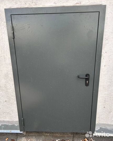 Противопожарные металлические двери