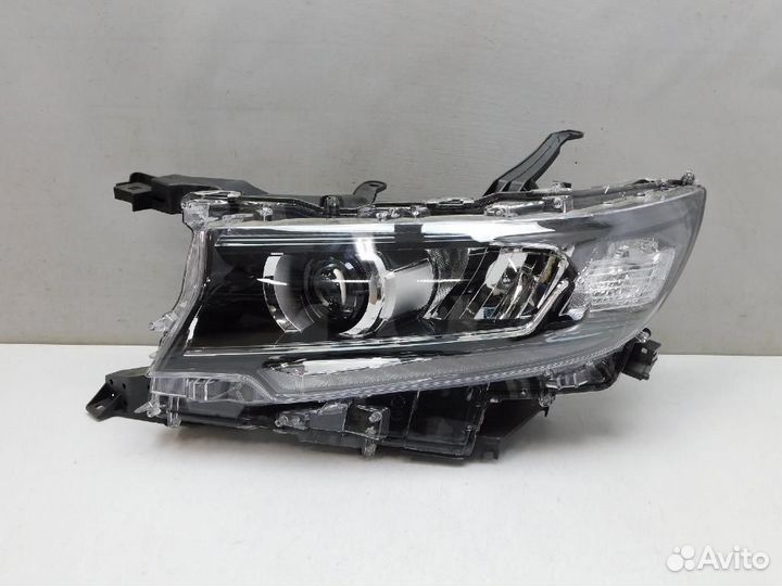 Фара левая Toyota Land Cruiser Prado