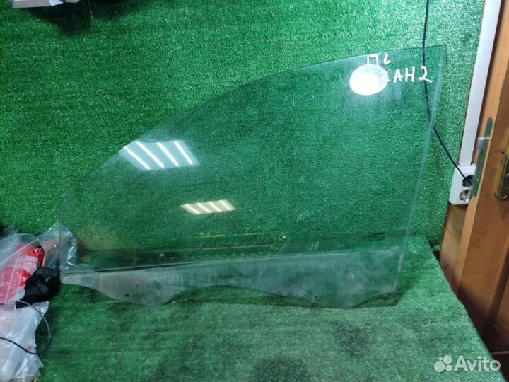Стекло переднее левое Renault Megane 2
