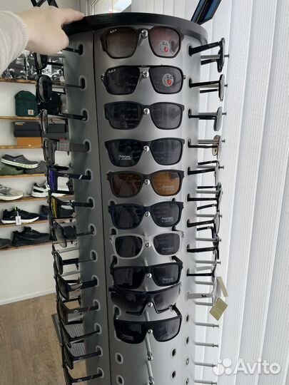 Солнцезащитные очки мужские и женские