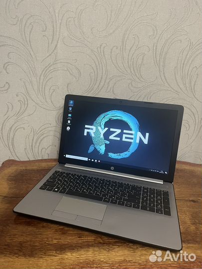 Мощный HP (Ryzen 5/8гб/Vega 8/SSD)