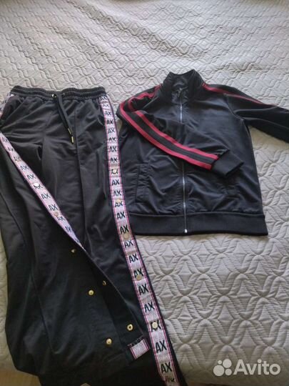 Костюм спортивный женский