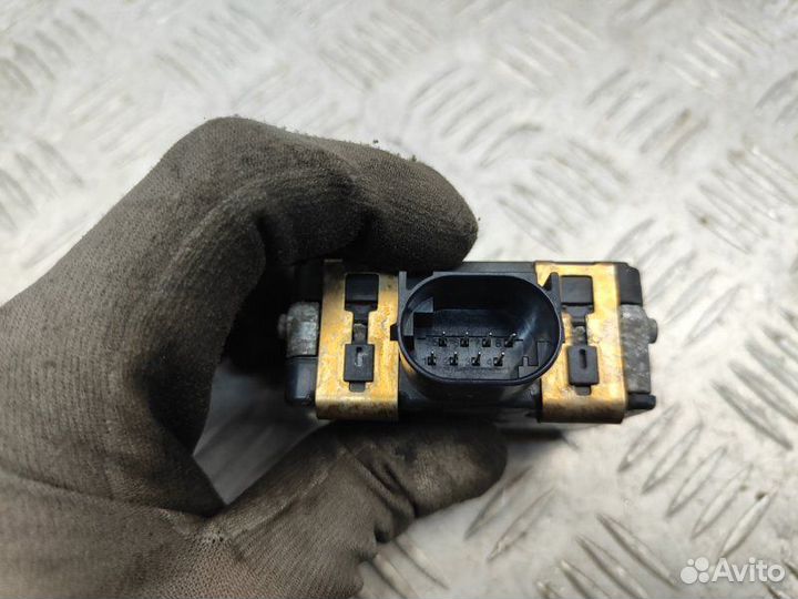 Датчик слепых зон Nissan Qashqai J11 1.2 HRA2DDT