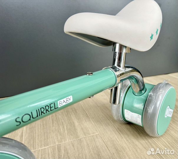 Беговел для малышей новый