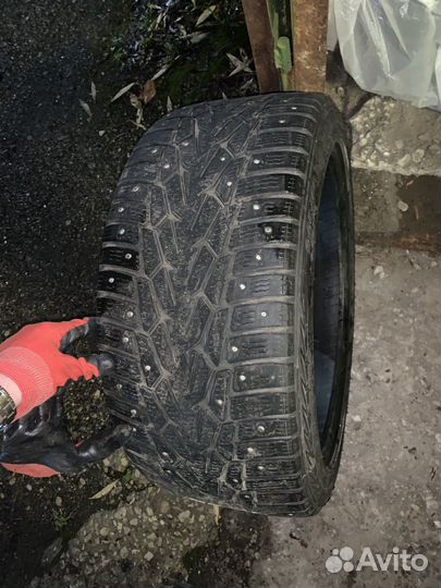 Nokian Tyres Hakkapeliitta 7 245/40 R18 97