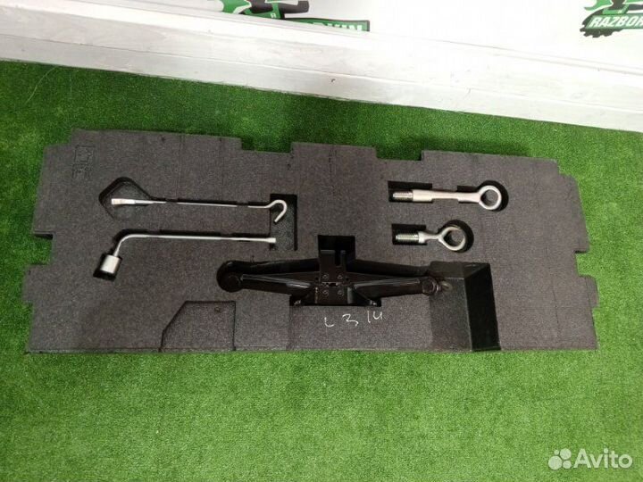 Ящик для инструментов Mazda Mazda Cx-5 2.2 diesel