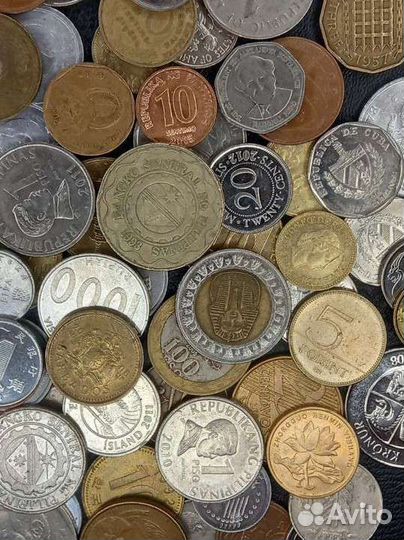 Набор иностранных монет 190 шт