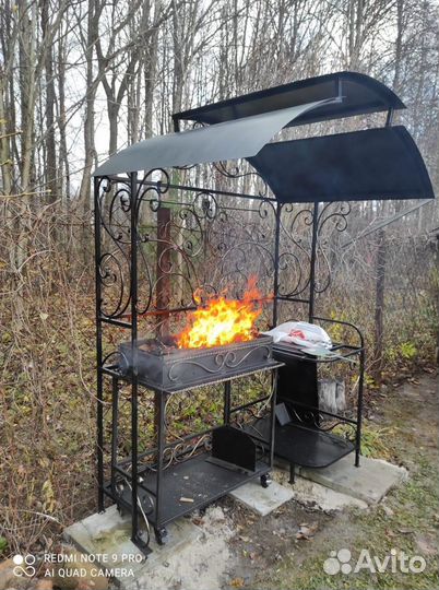 Мангал с крышей