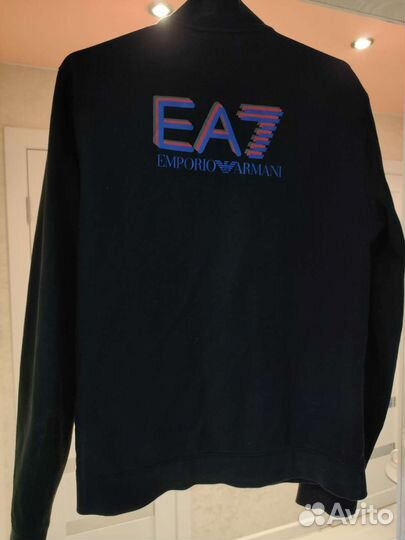 Спортивный костюм armani Размер L