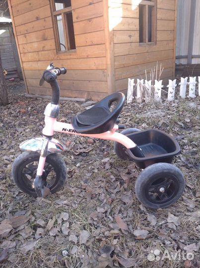 Детский трехколесный велосипед