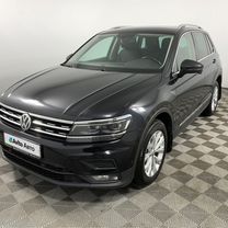 Volkswagen Tiguan 2.0 AMT, 2018, 199 471 км, с пробегом, цена 1 942 000 руб.