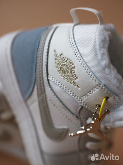 Кроссовки детские nike зима