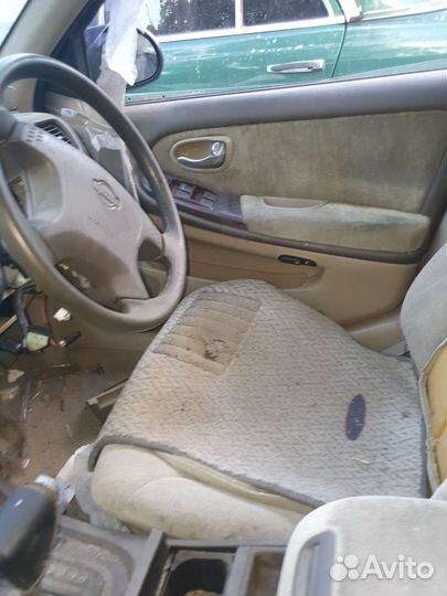 Обшивки карты дверей на ниссан цефиро 2000г